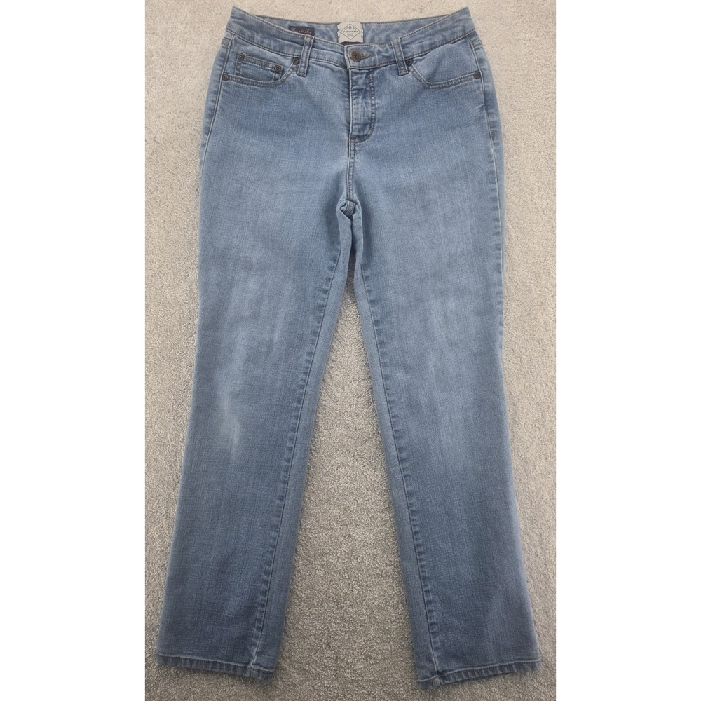 St. John's Bay Women's Size 8 Blue Straight Leg Light Wash Stretch Jeans